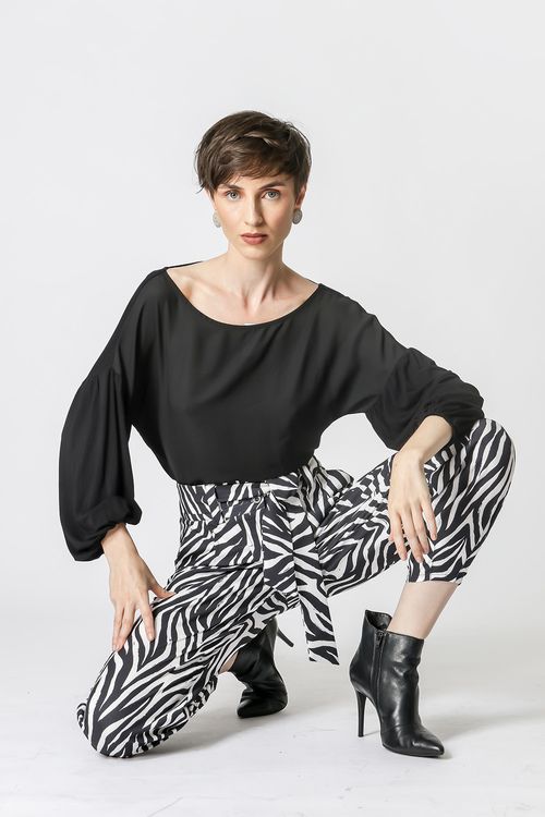 Blusa Mix de Tecidos Manga Puff - Preto