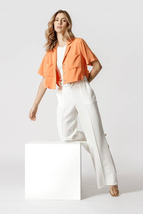 Camisa Cropped Com Bolsos - Laranja