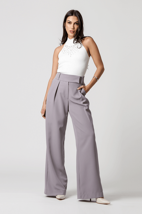 Blusa Decote Alto com Bordado - Off White
