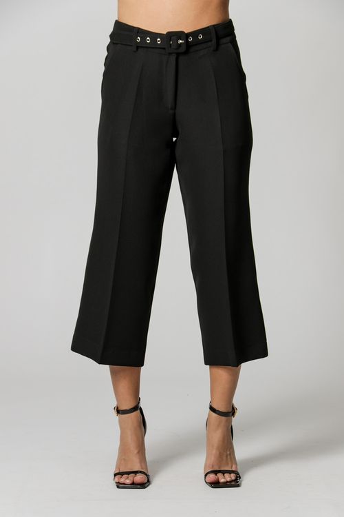 Calça Pantacourt Com Cinto - Preto