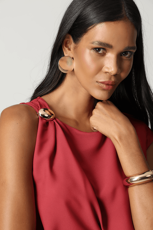 Blusa Com Acessório - Vinho 1